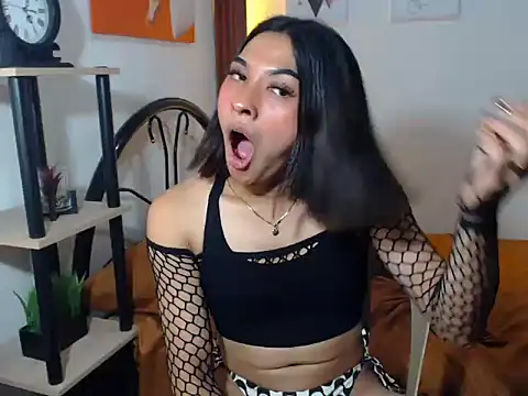 pretty_lei Chat XXX in diretta