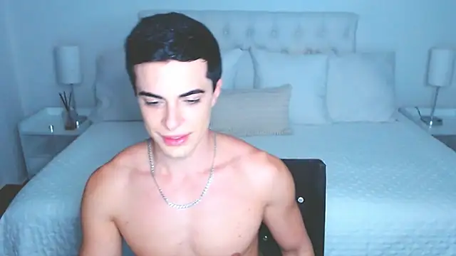 צ'אט XXX בשידור חי של mr_hunterx