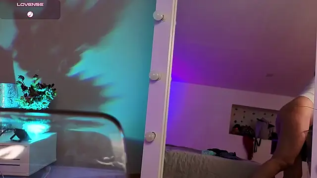 Živý XXX chat Magic_bunnyy_