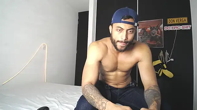 ClayBrown Live XXX-Chat