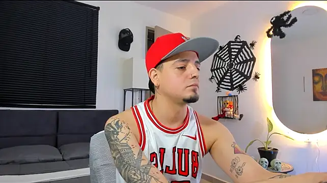 Онлайн чат XXX alejandro_calderon1