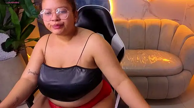 Czat XXX na żywo – Scarleett_Tx