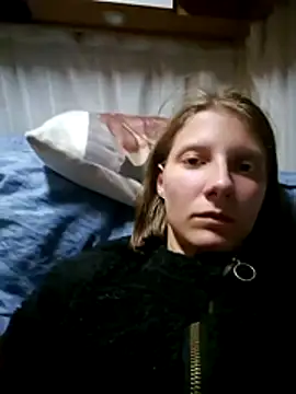 carriemausi Adlı Modelin Canlı XXX Sohbeti