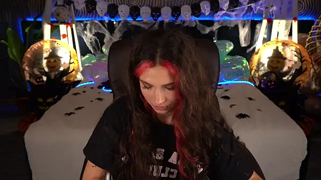 BabyFlowerr Show in webcam