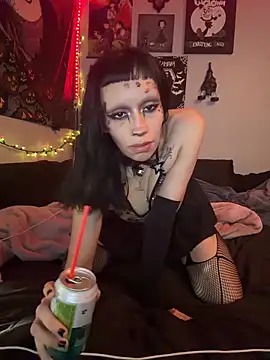 Gothbabbi: онлайн-секс-чат