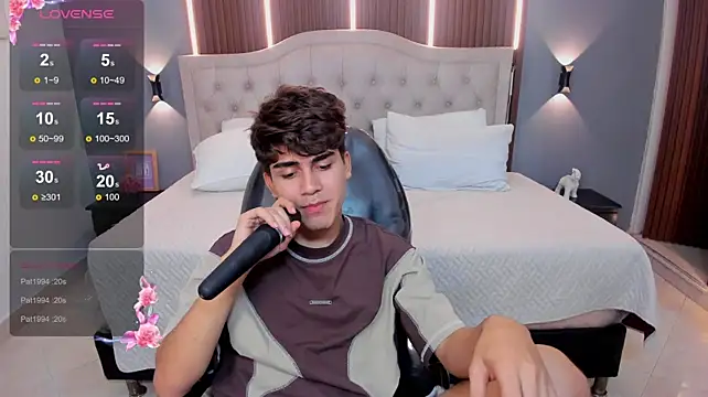 Tommy18__ webcam show