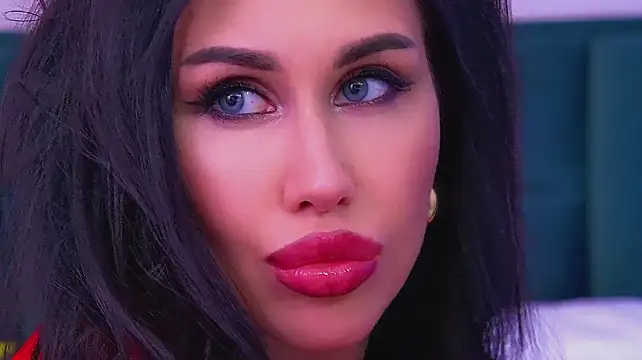 KaylaMouss' Live XXX Chat