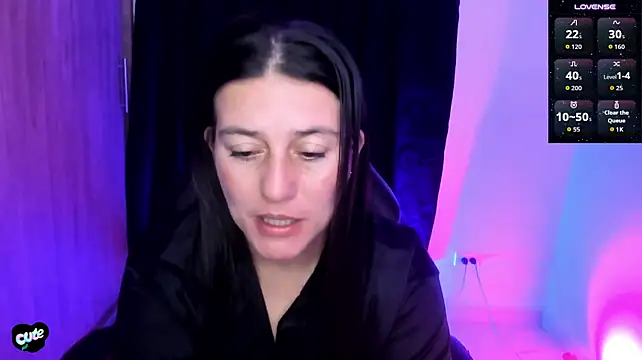 Živý XXX chat Saskyaa