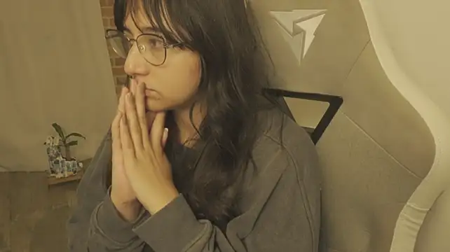 Chat XXX en directo de EmmitaGarcia