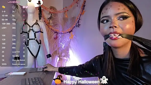 conniecuteE's Live XXX Chat