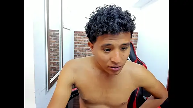 WIZARD-ALESSANDRO লাইভ XXX চ্যাট