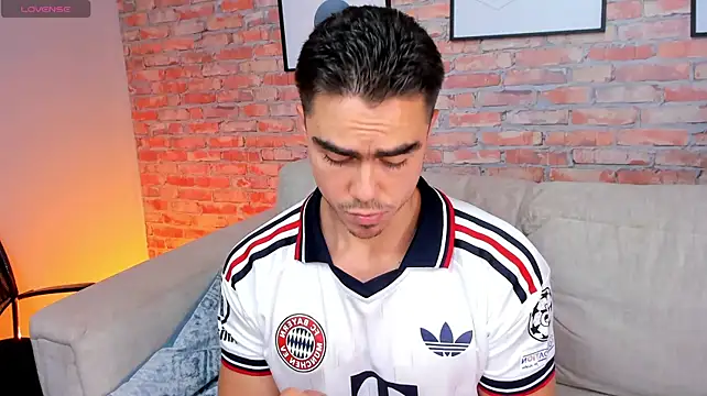 Chatroom XXX en direct de Mateo_Strong1