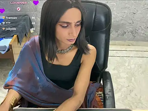 Chat XXX en directo de LuvLayla