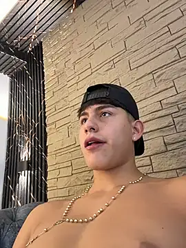 Lander_Cruz XXX чат на живо