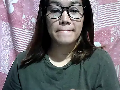 CreamyPussy30's Live XXX Chat