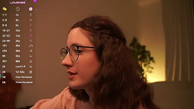 XXX chat uživo modela TeaseDealer