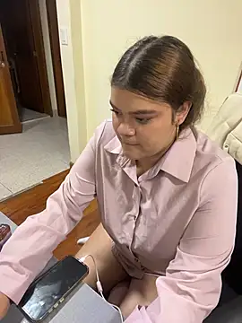Thara_Fresneda_ Chat XXX in diretta