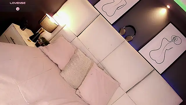 Megaan_Dolll Live XXX-Chat