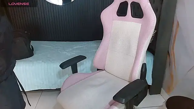 ManSant 라이브 XXX 채팅
