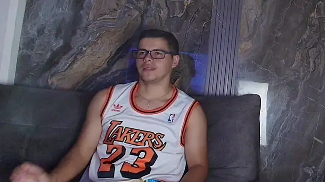 Luke_Conorr Webcam show