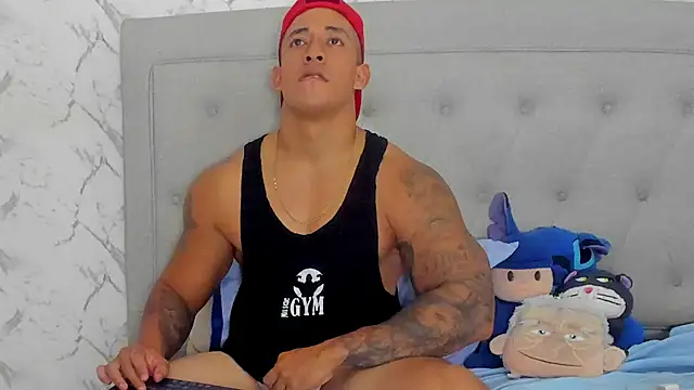 XXX chat uživo modela luigiferrara