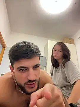 milano01: απευθείας συνομιλία ΧΧΧ