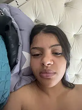 Megan_Hillss_'s Live XXX Chat