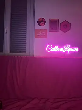 callmelouveのライブXXXチャット