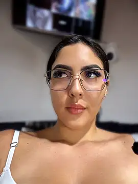 I_AM_SOPHIE_ Chat XXX in diretta