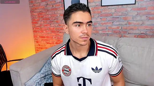 دردشة Mateo_Strong1 الجنسية المباشرة