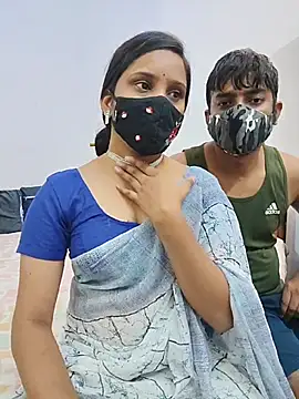 Your___Riya Adlı Modelin Canlı XXX Sohbeti