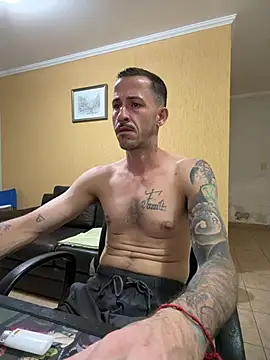 MeladoDiMel's Live XXX Chat