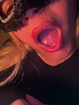 Brandi_Love32 라이브 XXX 채팅