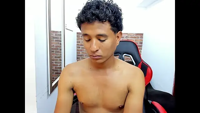 WIZARD-ALESSANDRO Chat XXX live