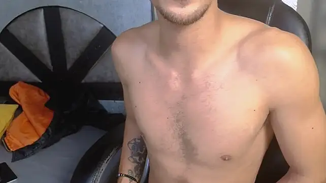 Jeey_Bee Chat XXX live