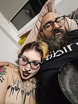 whatevaandissues Chat XXX in diretta
