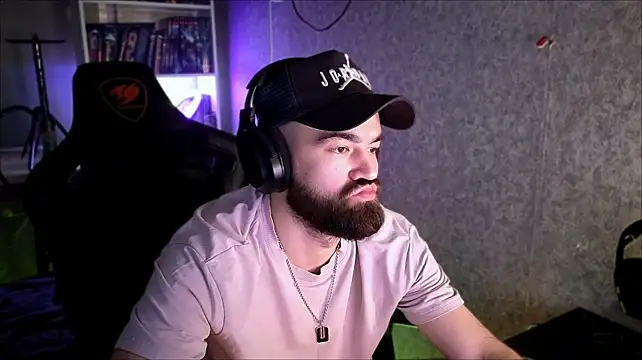 _Serious_Man – Naživo XXX chat