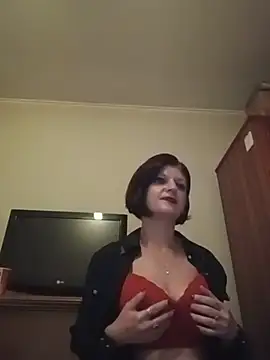 Chat +18 de Sheyla_Grimore ao vivo