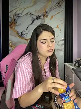 Czat XXX na żywo – Nami_ec