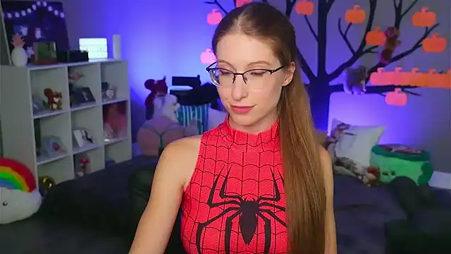 TheLaceyBloom's Live XXX Chat