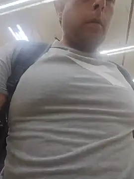 Chat +18 de chicoguapo8 ao vivo
