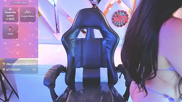 Živý XXX chat RaeDoll_t