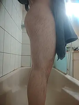 Chat XXX en directo de under_the_desk40