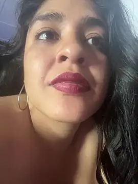 Živý XXX chat EmilyNoir1
