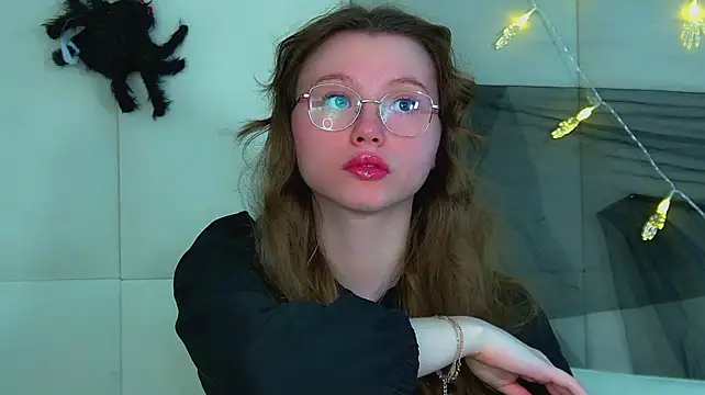 Živý XXX chat KeiraAsti