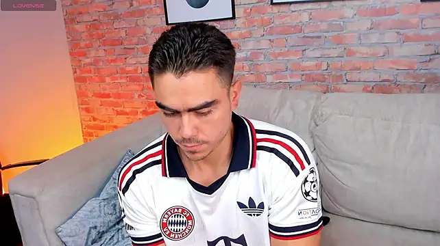 XXX chat uživo modela Mateo_Strong1