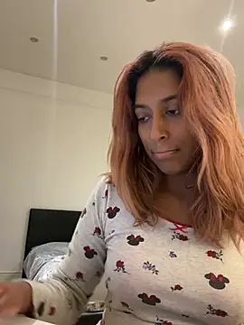 DonnaShy's Live XXX Chat