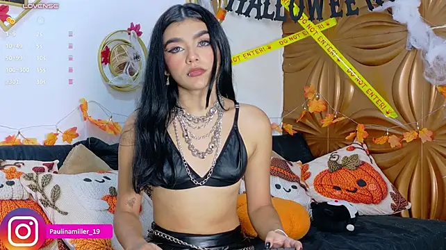 Živý XXX chat Paulinamillerr