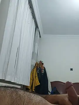 Azginboga2358 Adlı Modelin Canlı XXX Sohbeti