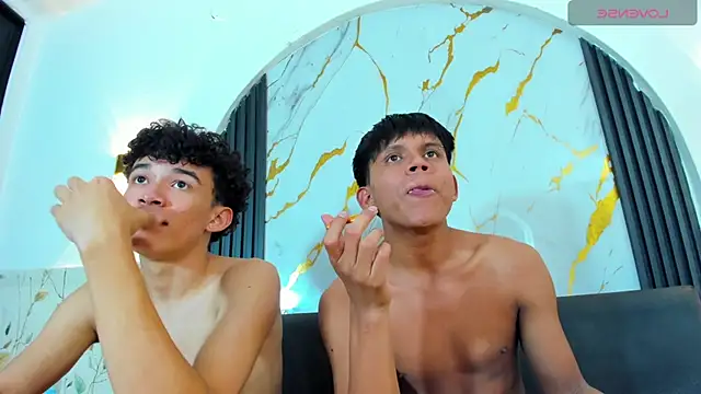 Nccouple_bless Live XXX Chat
